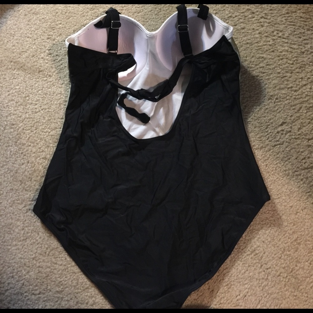 Ladies new never worn swimsuit