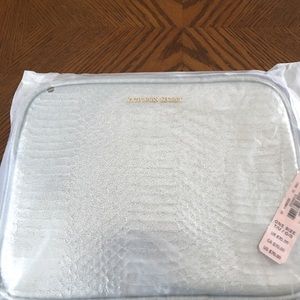 Victoria's Secret cross body in silver