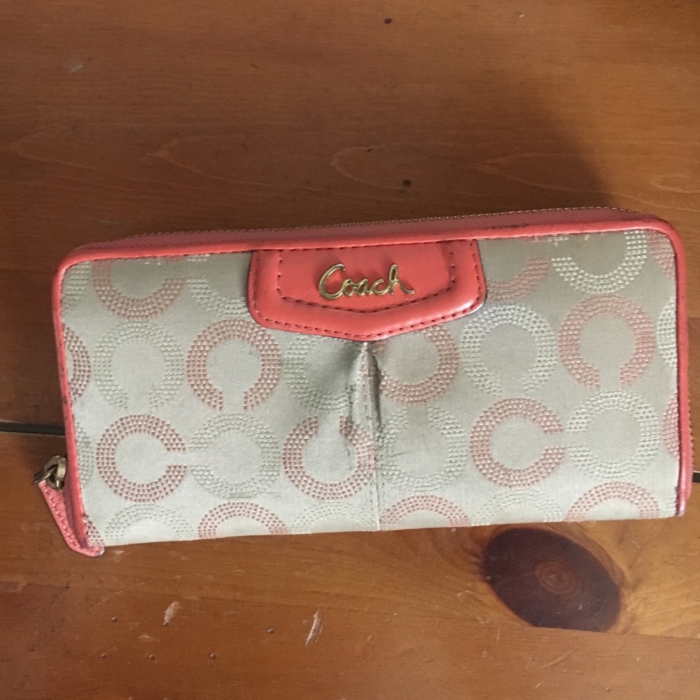 Coach Wallet 🔥❤️