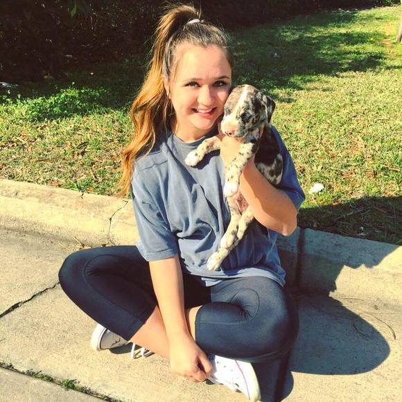 Meet your Posher, Morgan - Picture 1 of 1