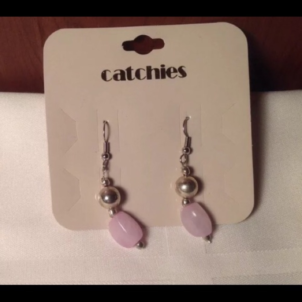 Catchiest pink stone dangle earrings