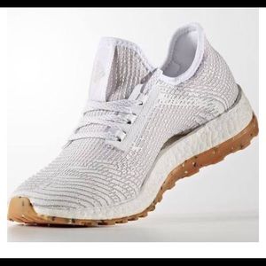 BRAND NEW Adidas women's pure boost sneakers sz:8