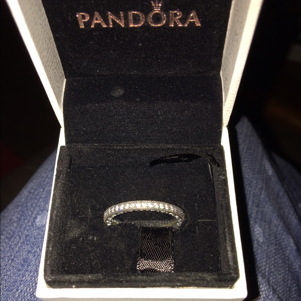 Pandora hearts ring size 7.5
