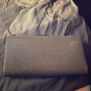 Special occasion sparkling clutch