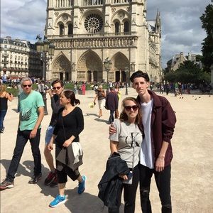 Meet your Posher, Kenneth