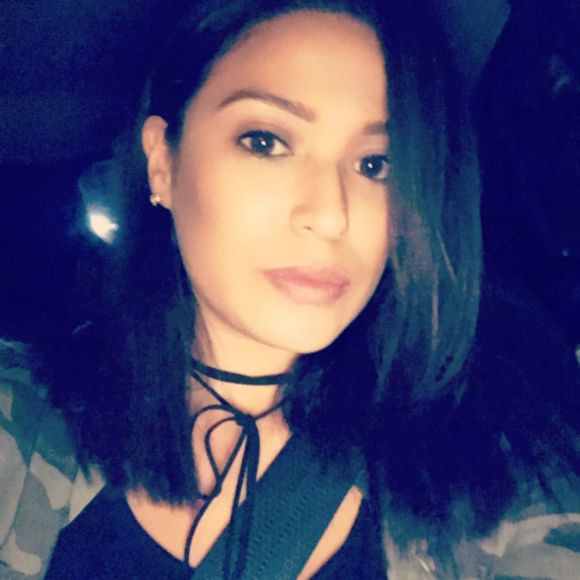 Meet your Posher, Annette - Picture 1 of 1