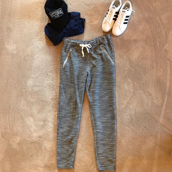 High Waisted Tie Joggers - Picture 2 of 4