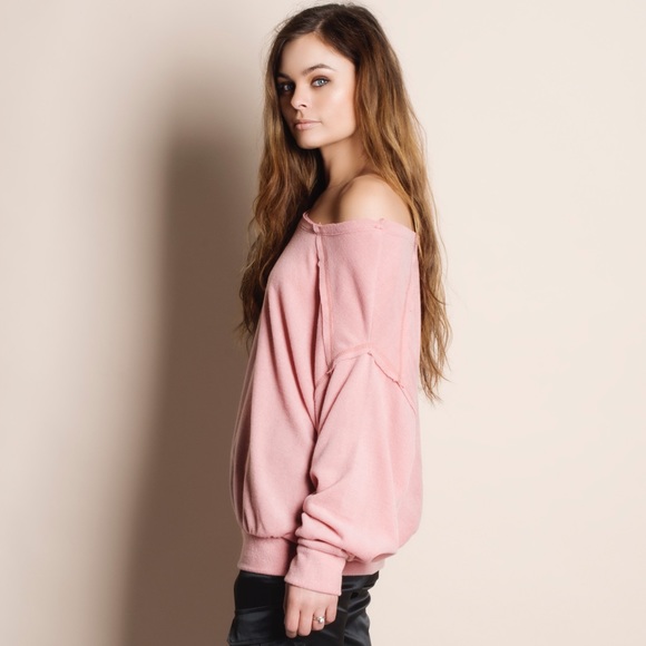 Slouchy Oversized Sweater Top - Picture 2 of 4