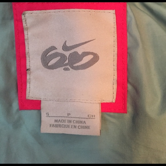 Nike winter coat - Picture 3 of 3