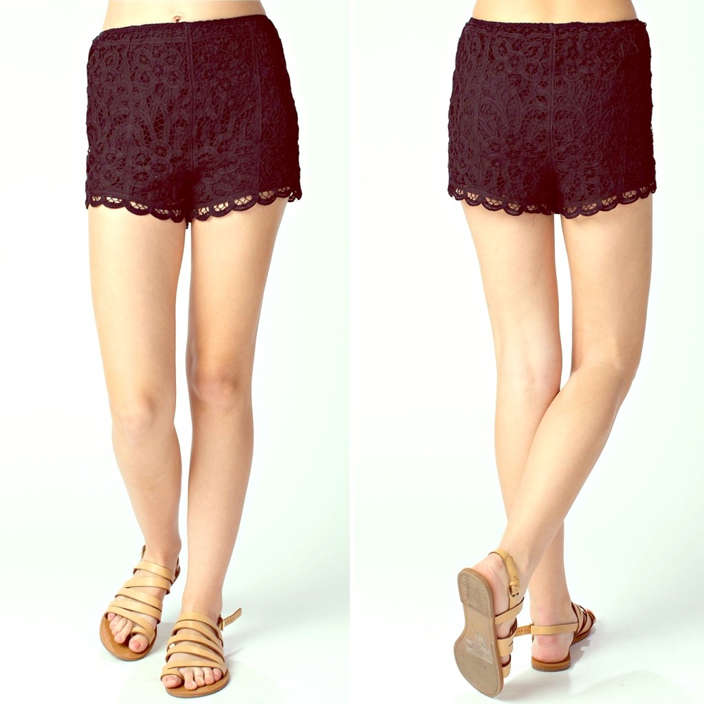 Lace Shorts With Scallop Edge