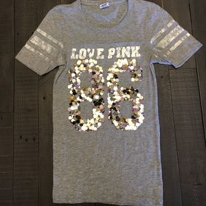 Victoria's Secret PINK t-shirt