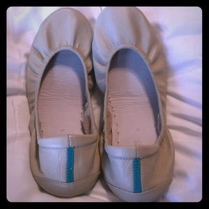 Tieks size 9 in Cream