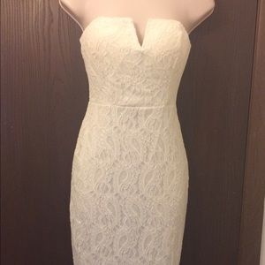 White lace sheath dress