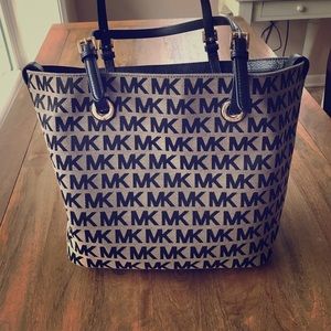 NWT Michael Kors purse