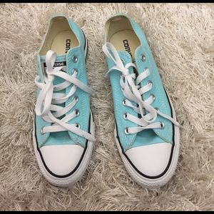 Tiffany blue converse
