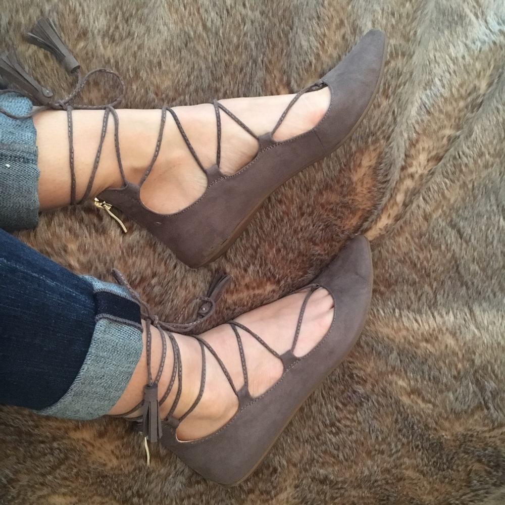 BCBG Taupe Suede Lace Up Flats