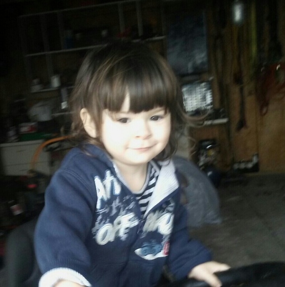 Meet your Posher, Lisa - Picture 2 of 4