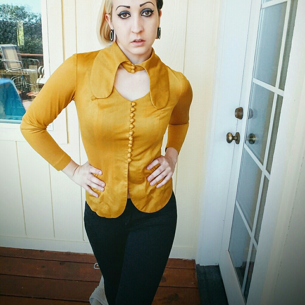 Unique Vintage Shirt