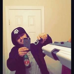 Meet your Posher, Adrian