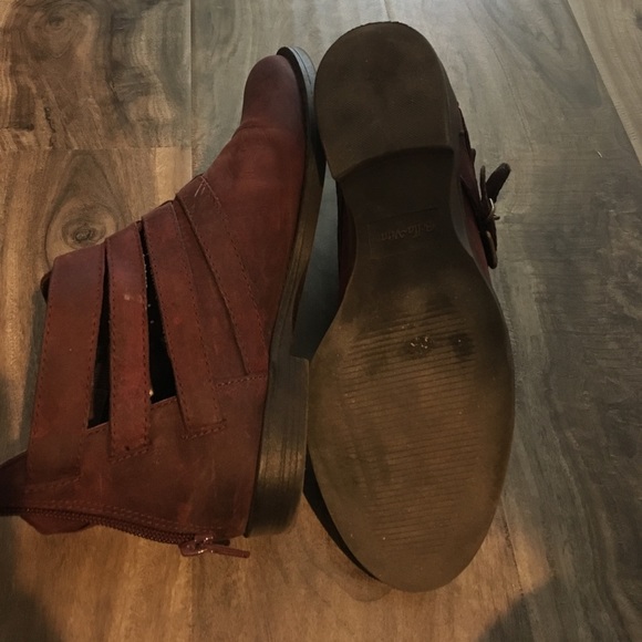 Bordeaux colored booties - Picture 2 of 3