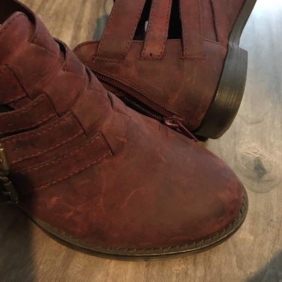 Bordeaux colored booties - Picture 3 of 3