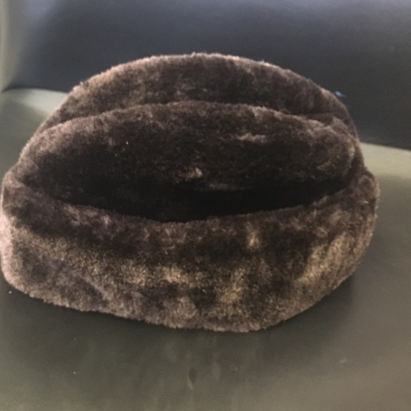 Winter hat - Picture 1 of 1