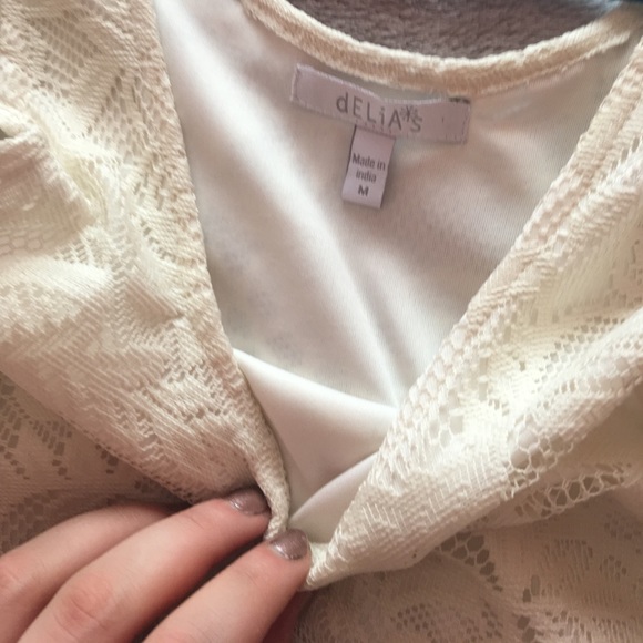 Cream color floral dress - Picture 2 of 2