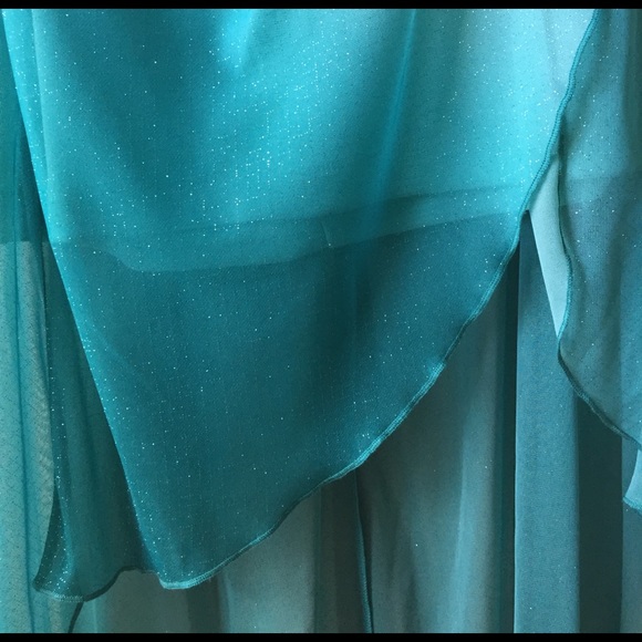 Prom/Special occasion dress - Picture 3 of 4