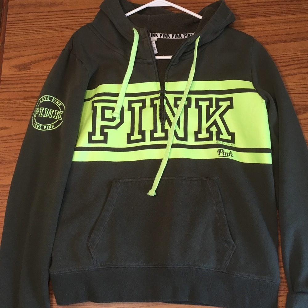 Hooded half zip sweatshirt