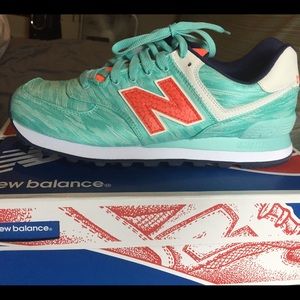 Brand New! Women's New Balance Classics