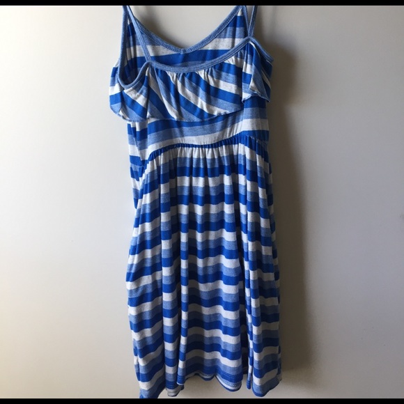 Summer time stripped dress - Picture 3 of 3