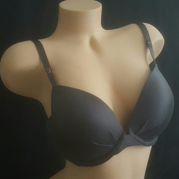 Victoria's secrets FABULOUS BY VS PLUNGE BRA NEW - Picture 2 of 3