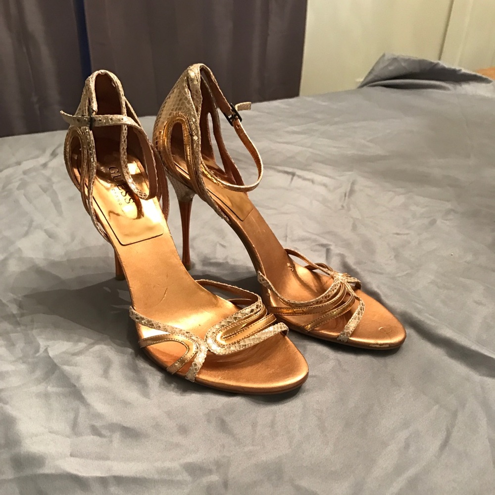 Guess heels
