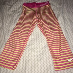 Striped Nike Pro 3/4 length leggings