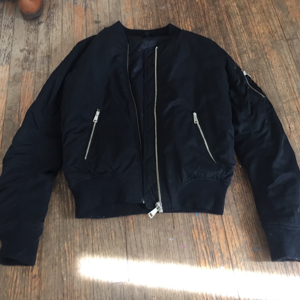 black top shop bomber