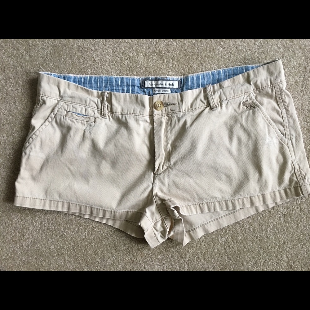 Abercrombie and Fitch tan soft cord shorts Sz 12