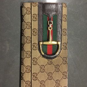 Gucci Authentic  Monogram Horse Buckle Wallet