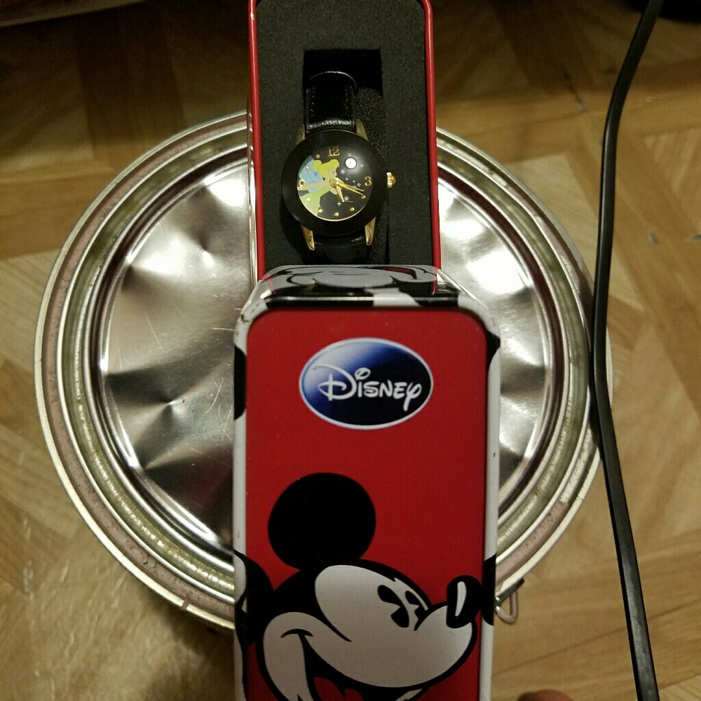 DISNEY TINKER BELL WATCH