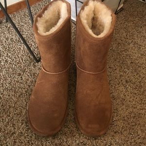 Bear paw boots size 8
