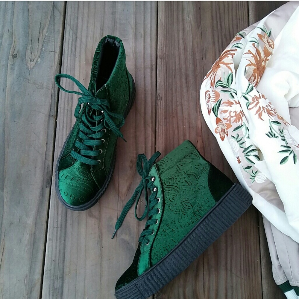 LAST PAIR!!//The Zoe// Emerald green creepers - Picture 3 of 5