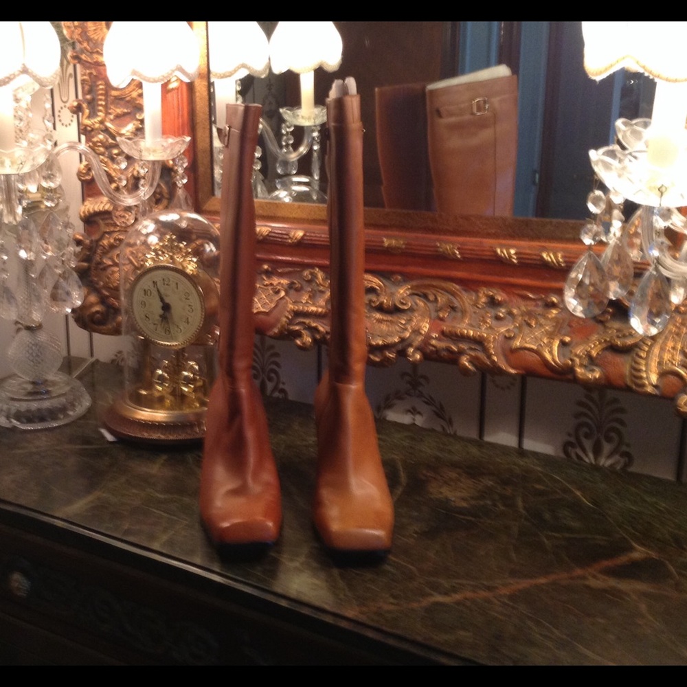 👢❌SOLD❌ BareTraps Genuine Leather Dress Boots - Picture 4 of 8