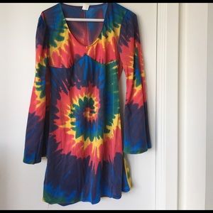 Haute Hippy Dress w/ Peace Sign Necklace/Earrings