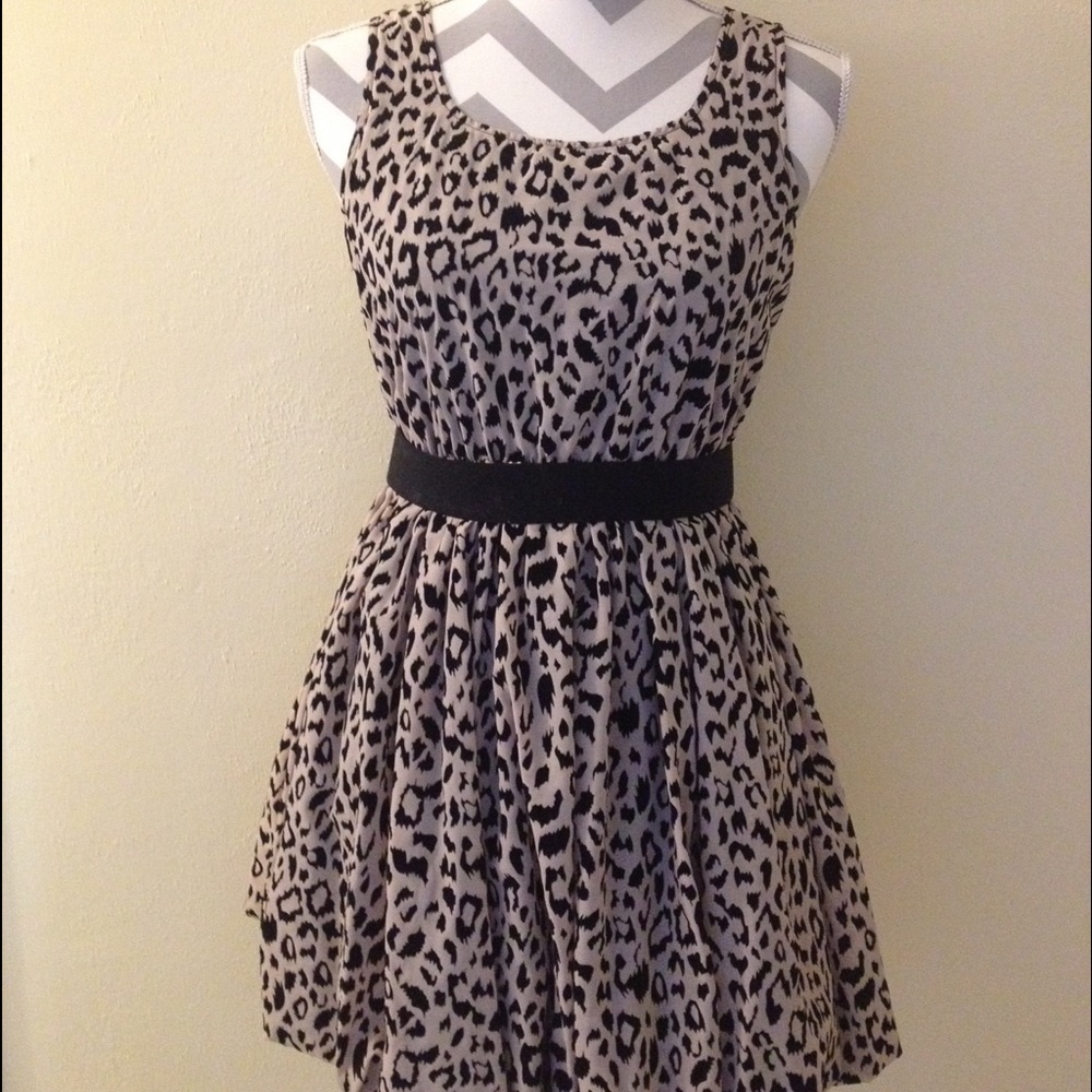 Rue 21 Leopard print dress