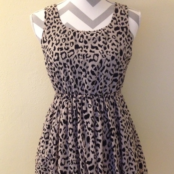 Rue 21 Leopard print dress - Picture 3 of 4