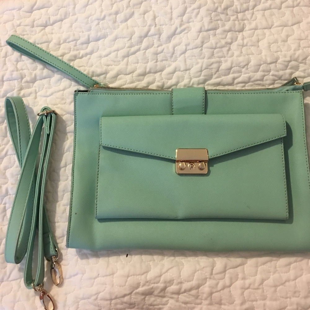 70% OFF !! Gold + Mint Purse/ Handbag ASOS *NEW*