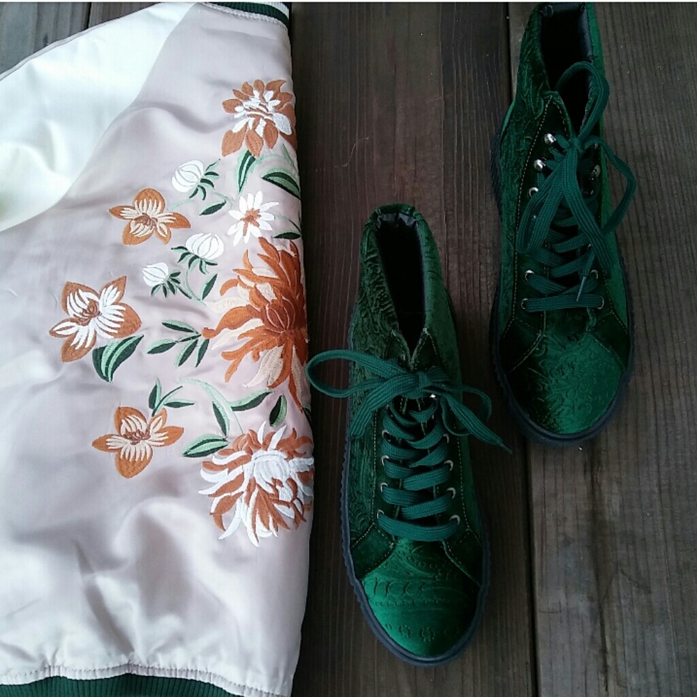 LAST PAIR!!//The Zoe// Emerald green Creepers - Picture 3 of 4