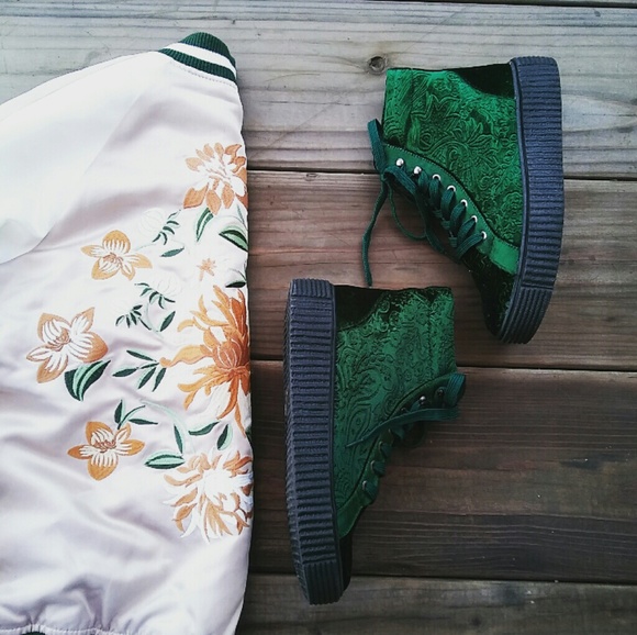 LAST PAIR!!//The Zoe//  Emerald green Creepers - Picture 2 of 4