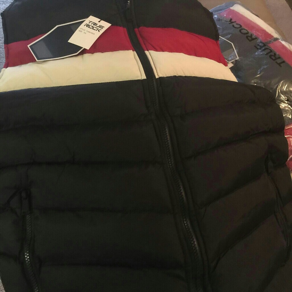 Hot vests - Picture 1 of 3