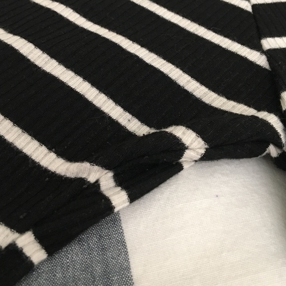 LuLaRoe Tops - LulaRoe Perfect Tee LuLaRoe Tops - LulaRoe Perfect Tee