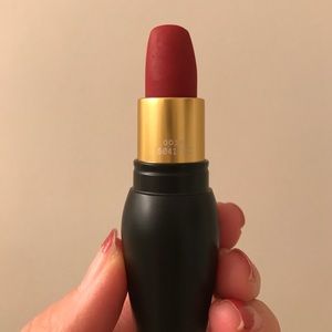 cl lipstick 001m
